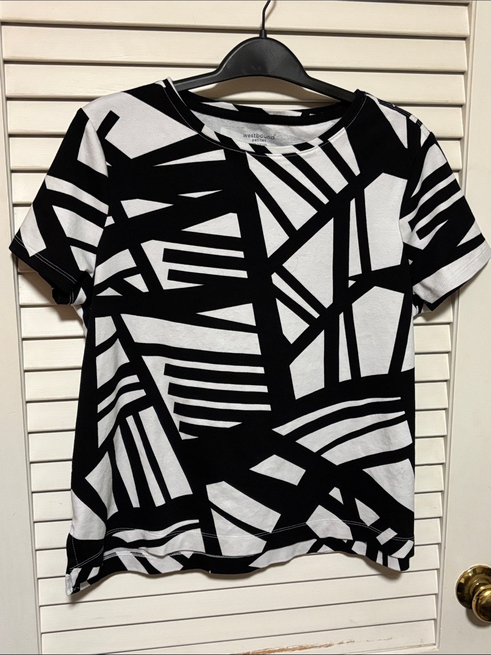 Westbound Black & White Abstract Geometric Short Sleeve Top